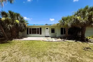 102 158th Ave, Redington Beach, FL 33708 - Photo 3