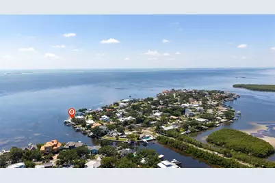 121 Augusta Avenue, Palm Harbor, FL 34683 - Photo 11