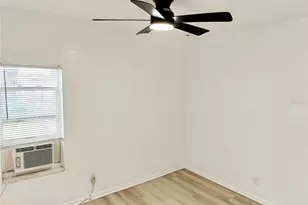 718 W 5th St, Lakeland, FL 33805 - Photo 5