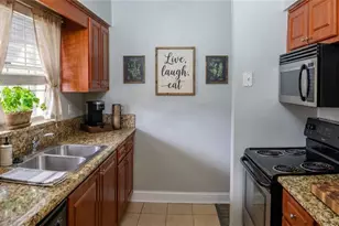 120 S Church Ave, Tampa, FL 33609 - Photo 9
