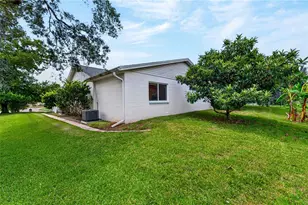 13004 Serpentine Dr, Hudson, FL 34667 - Photo 9