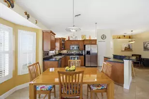 392 Tavernier Cir, Oldsmar, FL 34677 - Photo 15