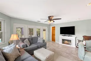 1035 Woodbrook Dr, Largo, FL 33770 - Photo 11