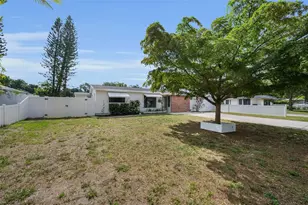 6701 Orchard Dr N, Saint Petersburg, FL 33702 - Photo 43