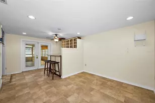 6701 Orchard Dr N, Saint Petersburg, FL 33702 - Photo 27