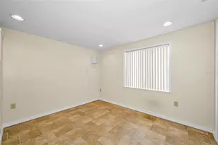 6701 Orchard Dr N, Saint Petersburg, FL 33702 - Photo 27