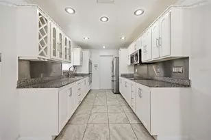 5113 Pennsbury Dr, Tampa, FL 33624 - Photo 13