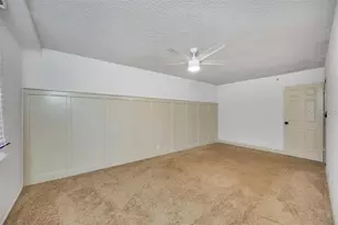 3315 58th Ave S, Saint Petersburg, FL 33712 - Photo 15
