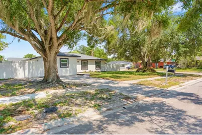1201 Windy Ridge Drive, Brandon, FL 33510 - Photo 37