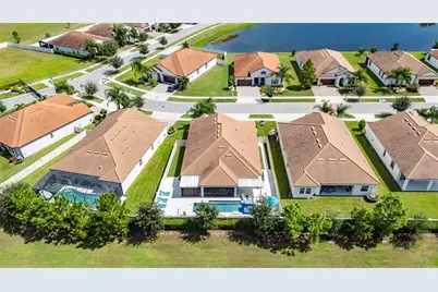 16805 Banner Shell Place, Wimauma, FL 33598 - Photo 37
