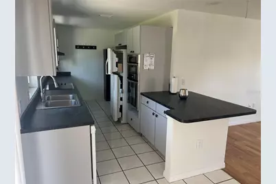 10934 Freedom Boulevard, Seminole, FL 33772 - Photo 3
