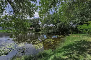 10497 Longwood Dr, Seminole, FL 33777 - Photo 3