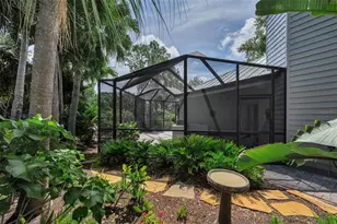 10497 Longwood Dr, Seminole, FL 33777 - Photo 9