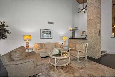 10497 Longwood Drive, Seminole, FL 33777 - Photo 11