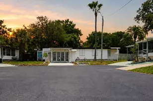 980 7th St NW, Largo, FL 33770 - Photo 1
