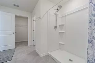 9213 Mission Bay Pl, Temple Terrace, FL 33637 - Photo 11