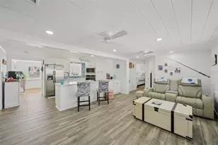 13700 Leslie Dr, Hudson, FL 34667 - Photo 7