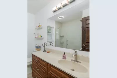 8120 Canterbury Circle, Seminole, FL 33777 - Photo 51