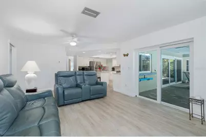 8120 Canterbury Circle, Seminole, FL 33777 - Photo 31