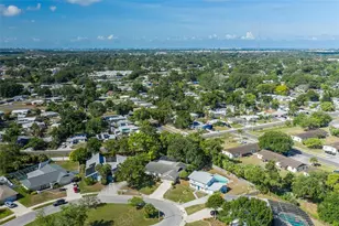 8120 Canterbury Cir, Seminole, FL 33777 - Photo 71