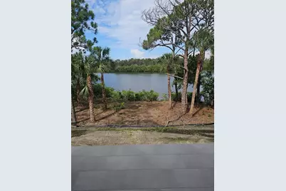 760 Seaview Drive, Crystal Beach, FL 34681 - Photo 7