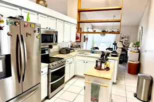 908 45th St E, Bradenton, FL 34208 - Photo 9