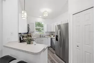 12440 Country White Cir, Tampa, FL 33635 - Photo 9