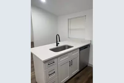 1157 Highland Court N, Saint Petersburg, FL 33701 - Photo 17