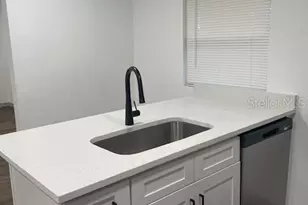 1157 Highland Ct N, Saint Petersburg, FL 33701 - Photo 17