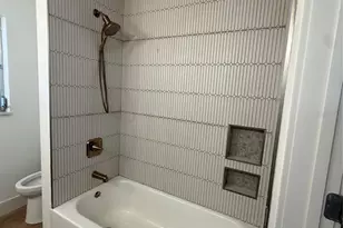 1760 Georgia Ave NE, Saint Petersburg, FL 33703 - Photo 9