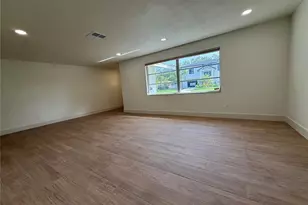 1760 Georgia Ave NE, Saint Petersburg, FL 33703 - Photo 5