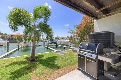 367 Madeira Circle, Tierra Verde, FL 33715 - Photo 39