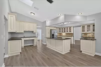 854 Christina Circle, Oldsmar, FL 34677 - Photo 11