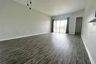 6011 Skydale Way, Riverview, FL 33578 - Photo 9