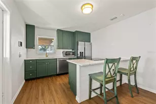 2105 52nd St S, Saint Petersburg, FL 33707 - Photo 5