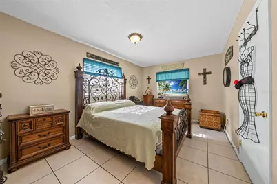 2208 Gardenia Way, Lehigh Acres, FL 33936 - Photo 5