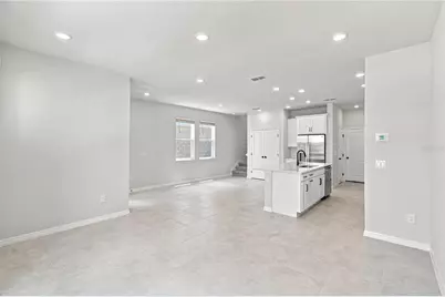 5600 Coopers Hawk Court, Saint Cloud, FL 34772 - Photo 11