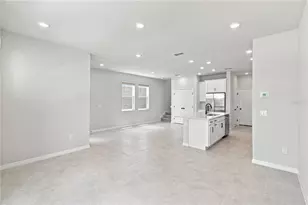 5600 Coopers Hawk Ct, Saint Cloud, FL 34772 - Photo 11