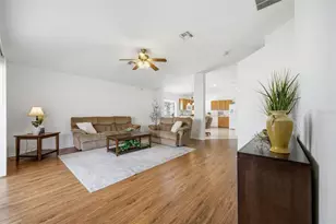 5240 Gato Del Sol Cir, Wesley Chapel, FL 33544 - Photo 17