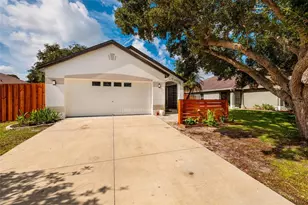 4909 70th St E, Palmetto, FL 34221 - Photo 3