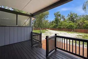 7210 Valrie Ln, Riverview, FL 33569 - Photo 3