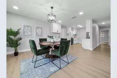 306 Floral Drive, Tampa, FL 33613 - Photo 9
