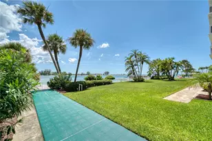 675 S Gulfview Blvd, Clearwater Beach, FL 33767 - Photo 23