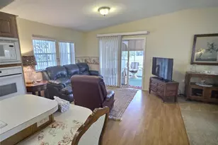 136 Pindo Palm St W, Largo, FL 33770 - Photo 7