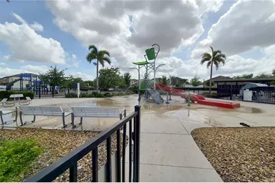 3615 Cat Mint Street, Tampa, FL 33619 - Photo 33