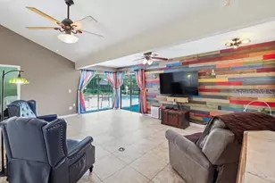 24016 Starling Cir, Land O Lakes, FL 34639 - Photo 9