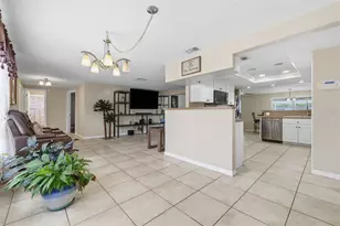 10744 Osceola Dr, New Port Richey, FL 34654 - Photo 9