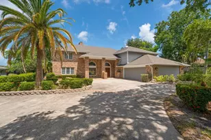 220 Harbor View Ln, Largo, FL 33770 - Photo 1