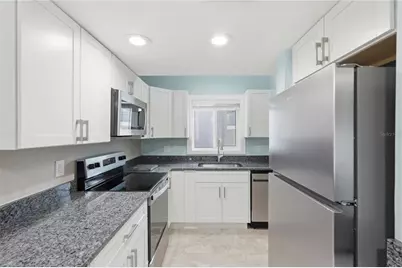 3120 Beach Boulevard S #1, Gulfport, FL 33707 - Photo 3