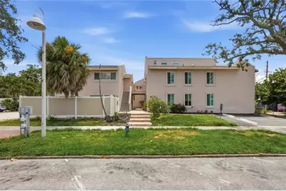 3120 Beach Boulevard S #1, Gulfport, FL 33707 - Photo 1